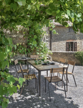 Krzesła ogrodowe Laren marki Ethimo