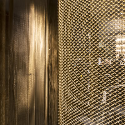 Metalowe tkaniny i zasłony
